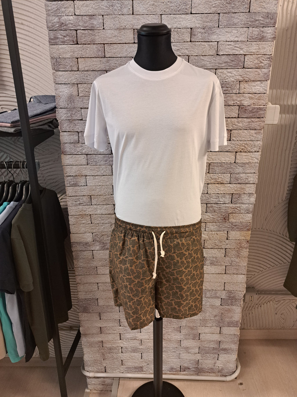 Costume black circus