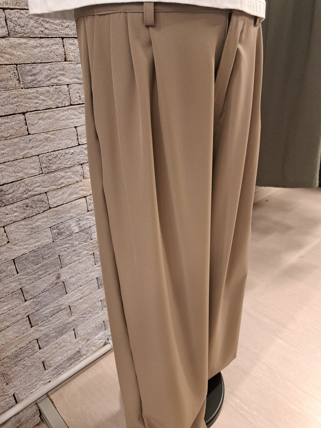 Pantalone fondo largo