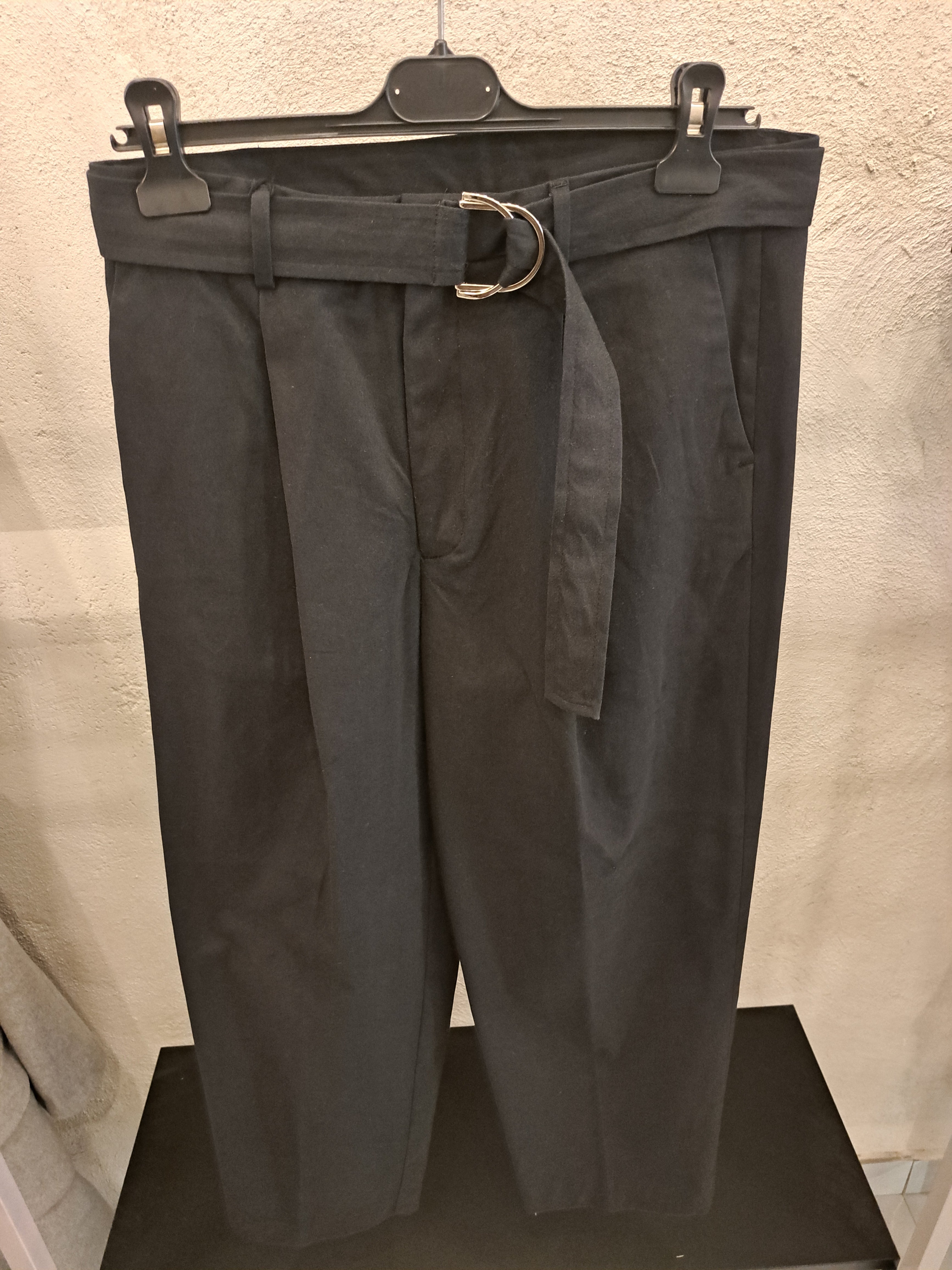Pantalone con cintura