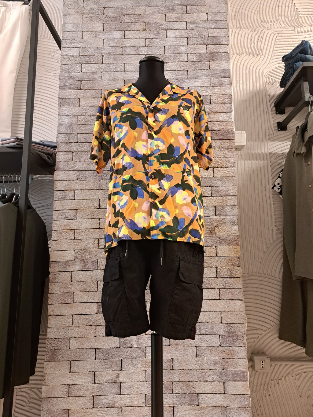 Cargo  Alpha industries