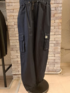 Pantalone con tasche